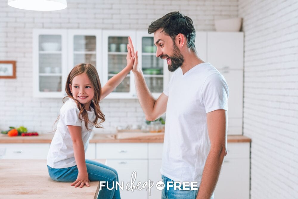 World’s Simplest Behavior Chart + FREE Printable!