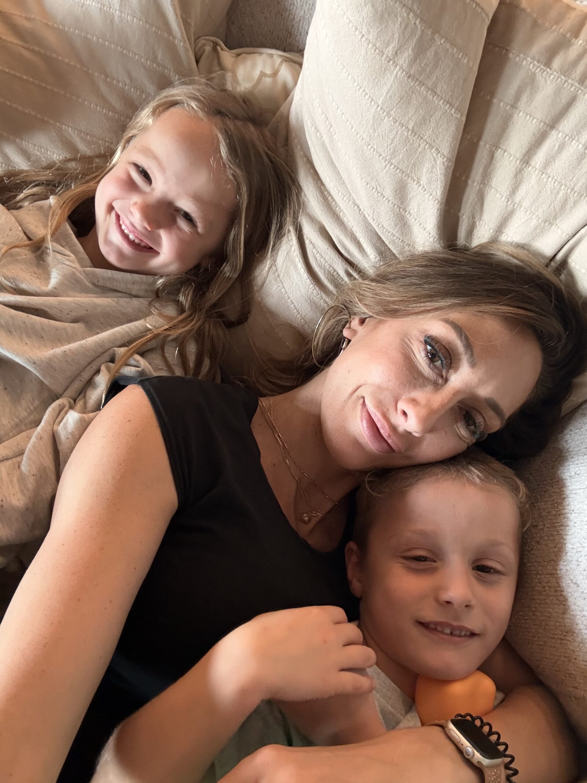 7-Day Presence Challenge – Less Scrolling, More Real-Life 